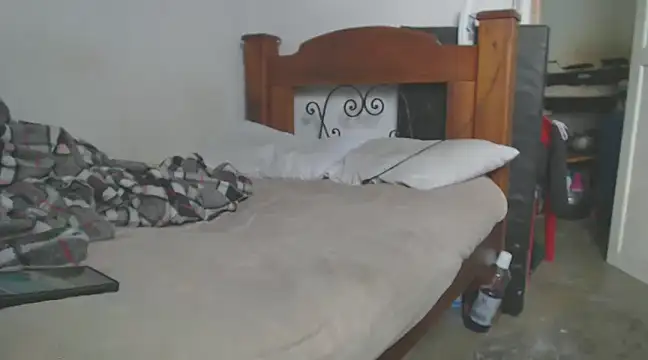 Snapshot of gatoalex89 chatting on March 13, 1:29 pm gatoalex89 online show from March 13, 1:29 pm