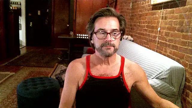 Johnny Bottoms online show from December 14, 11:09 pm