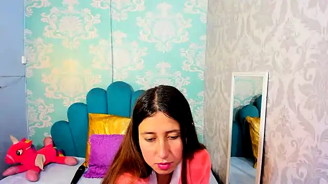 Snapshot of Valeria_grey69 chatting on January 14, 2:11 pm Valeria grey69 online show from January 14, 2:11 pm
