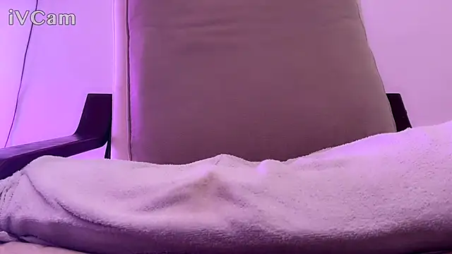 Snapshot of garihazar chatting on January 13, 3:47 pm garihazar online show from January 13, 3:47 pm