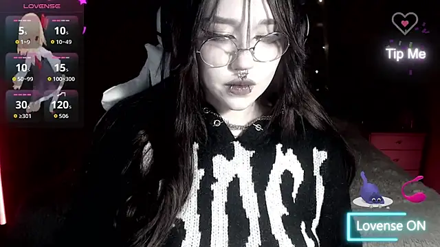 Snapshot of chloe_crystall_killer chatting on November 8, 5:07 am chloe crystall killer online show from November 8, 5:07 am