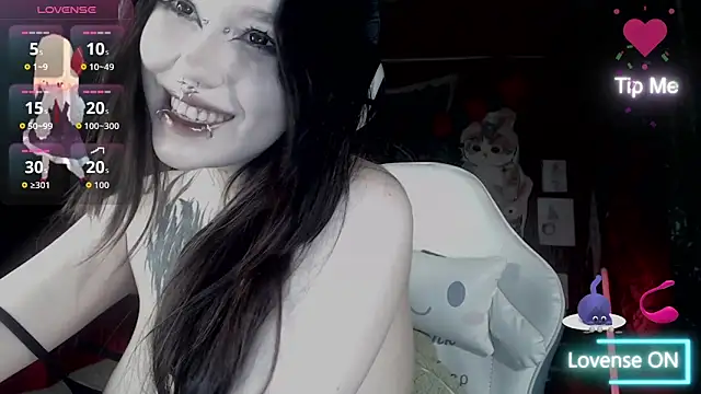 Snapshot of chloe_crystall_killer chatting on March 1, 5:31 am chloe crystall killer online show from March 1, 5:31 am