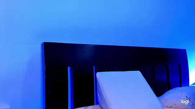 Snapshot of BradLeon_ chatting on March 23, 2:59 am BradLeon  online show from March 23, 2:59 am