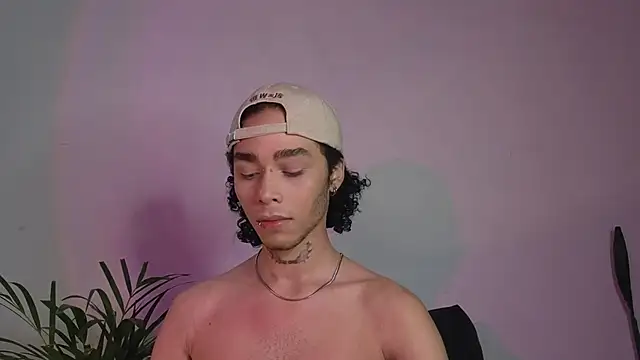 seven7xis online show from December 25, 8:07 am