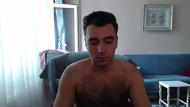 Snapshot of handsomeee04 chatting on September 13, 6:35 am handsomeee04 online show from September 13, 6:35 am