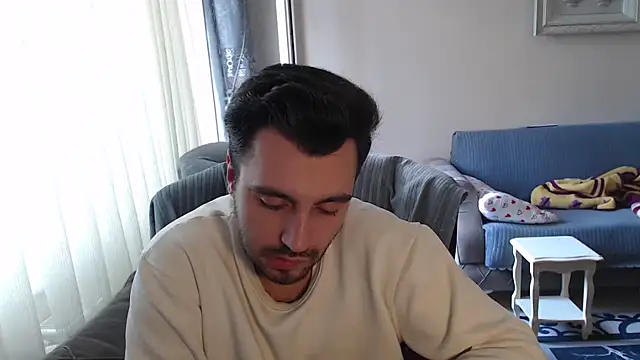 Snapshot of handsomeee04 chatting on October 25, 1:07 pm handsomeee04 online show from October 25, 1:07 pm