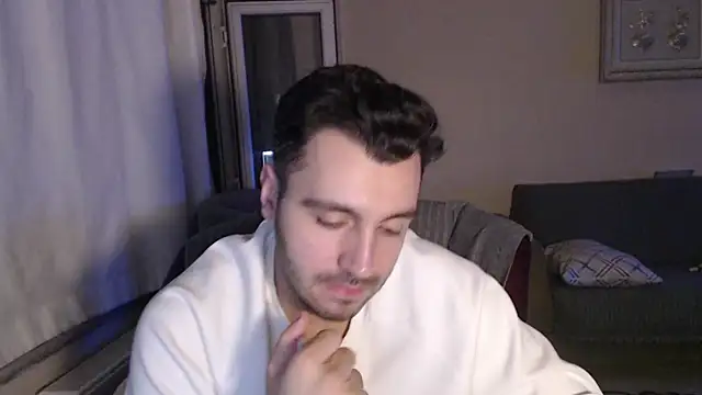 Snapshot of handsomeee04 chatting on November 7, 8:09 pm handsomeee04 online show from November 7, 8:09 pm