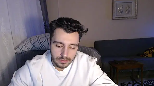 Snapshot of handsomeee04 chatting on November 19, 10:10 pm handsomeee04 online show from November 19, 10:10 pm