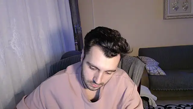 Snapshot of handsomeee04 chatting on November 21, 10:52 pm handsomeee04 online show from November 21, 10:52 pm