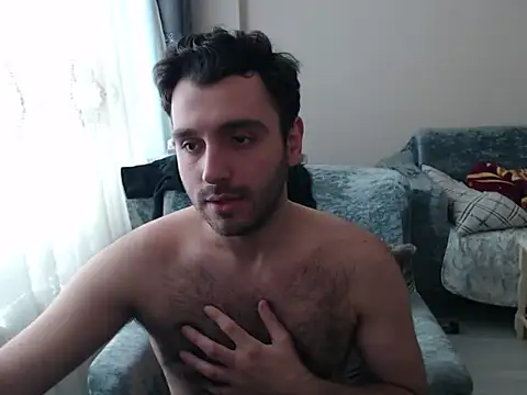 handsomeee04 online show from March 13, 2:01 pm