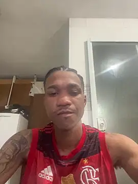 Snapshot of Muzao chatting on December 23, 2:53 am Muzao online show from December 23, 2:53 am