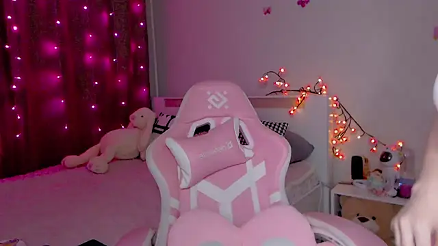 Naughty Mable online show from November 16, 12:27 am