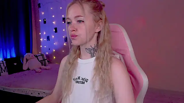 Naughty Mable online show from July 5, 11:45 pm