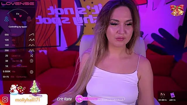 Snapshot of LovelyMollyy chatting on January 8, 11:41 pm LovelyMollyy online show from January 8, 11:41 pm