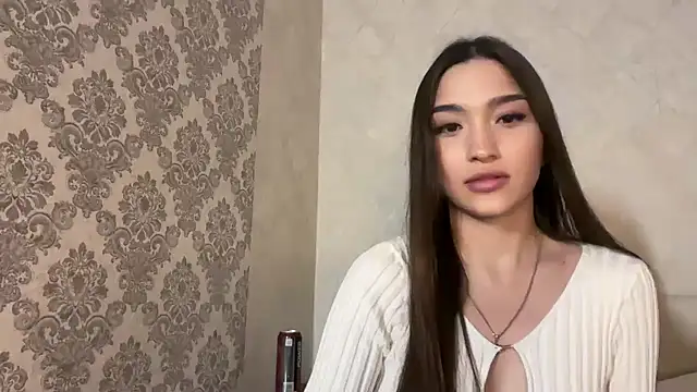 MilenaMilven online show from December 23, 7:30 pm