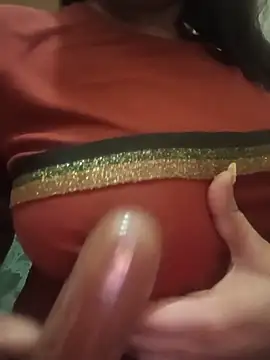 Snapshot of Soniya_444 chatting on May 16, 12:07 am Soniya 444 online show from May 16, 12:07 am
