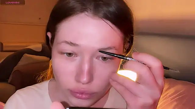 eva varnerr online show from June 21, 12:02 am