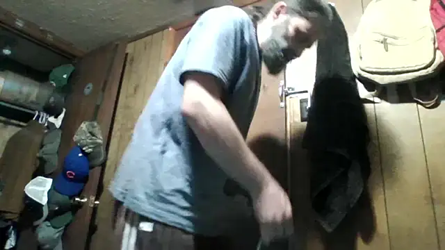Snapshot of zaneporter46 chatting on May 23, 1:37 pm zaneporter46 online show from May 23, 1:37 pm