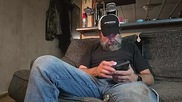 Snapshot of zaneporter46 chatting on June 3, 2:08 pm zaneporter46 online show from June 3, 2:08 pm