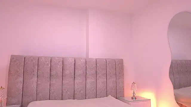 sam lewins online show from November 26, 7:15 pm