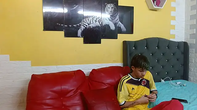 andy dan18 online show from February 26, 7:24 pm