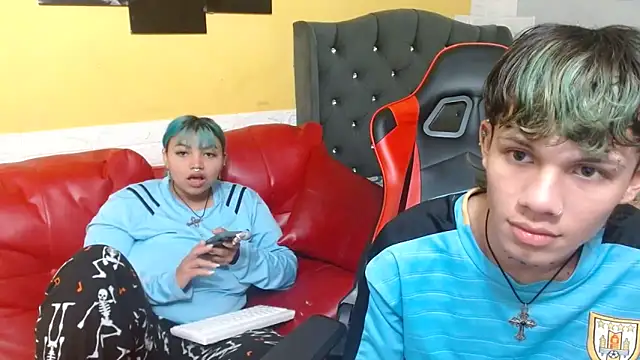 andy dan18 online show from March 6, 6:37 pm