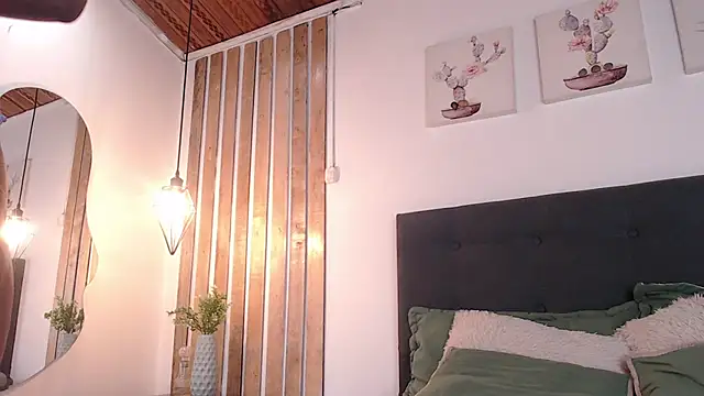 nikkystorm1  online show from April 24, 2:19 pm