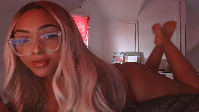 jaslenelovely online show from December 29, 6:49 pm
