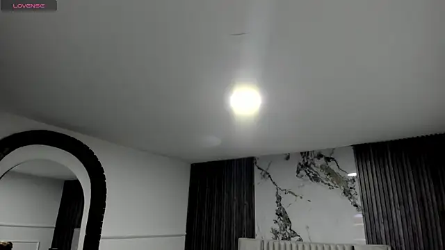 Snapshot of LolaAngellx chatting on May 8, 8:03 pm LolaAngellx online show from May 8, 8:03 pm