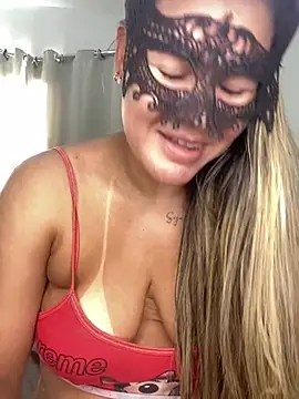 Snapshot of Casadadelicia26 chatting on July 27, 5:53 pm Casadadelicia26 online show from July 27, 5:53 pm