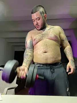 El Titan1998 online show from September 9, 10:42 pm