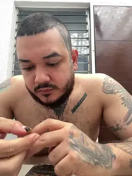 El Titan1998 online show from December 1, 12:43 pm