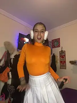 Snapshot of BlueStoneX chatting on January 11, 9:20 pm BlueStoneX online show from January 11, 9:20 pm