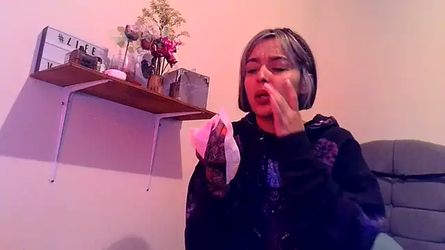 Snapshot of BlueStoneX chatting on March 13, 7:59 am BlueStoneX online show from March 13, 7:59 am