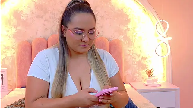 MiaLaurents online show from February 10, 12:26 am