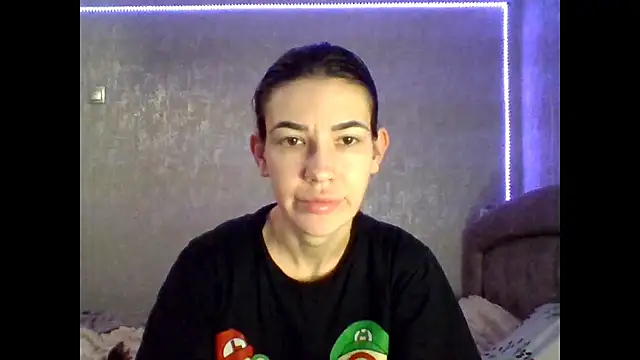 Snapshot of Diamond_Danaa chatting on February 8, 2:42 pm Diamond Danaa online show from February 8, 2:42 pm