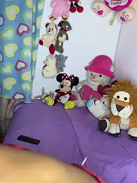 Snapshot of Charlotemonroe chatting on February 11, 4:55 am Charlotemonroe online show from February 11, 4:55 am