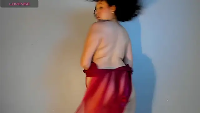 Snapshot of LucyLovelyy chatting on January 17, 5:41 pm LucyLovelyy online show from January 17, 5:41 pm