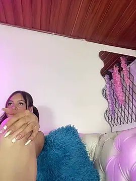 Snapshot of Valen_sr_ chatting on January 25, 1:43 am Valen sr online show from January 25, 1:43 am