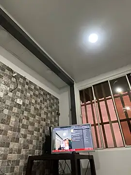 Snapshot of Sophia_cyrus11 chatting on January 28, 11:06 am Sophia cyrus11 online show from January 28, 11:06 am