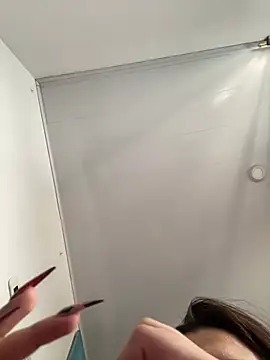 Snapshot of Sophia_cyrus11 chatting on February 2, 7:57 pm Sophia cyrus11 online show from February 2, 7:57 pm