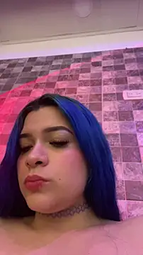Snapshot of Sophia_cyrus11 chatting on June 3, 11:21 pm Sophia cyrus11 online show from June 3, 11:21 pm