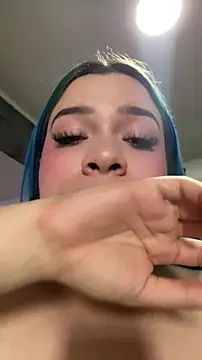 Snapshot of Sophia_cyrus11 chatting on June 26, 8:13 pm Sophia cyrus11 online show from June 26, 8:13 pm