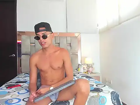 Snapshot of Daek_Angel chatting on September 8, 2:49 pm Daek Angel online show from September 8, 2:49 pm