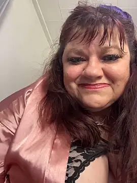 Snapshot of Luciouslouise72@xh chatting on September 11, 7:58 pm Luciouslouise72xh online show from September 11, 7:58 pm