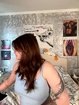 Snapshot of Sabrina_shells chatting on October 23, 10:36 am Sabrina shells online show from October 23, 10:36 am