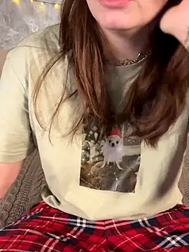 Snapshot of Sabrina_shells chatting on November 26, 9:43 am Sabrina shells online show from November 26, 9:43 am