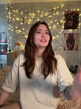 Snapshot of Sabrina_shells chatting on November 29, 10:18 am Sabrina shells online show from November 29, 10:18 am