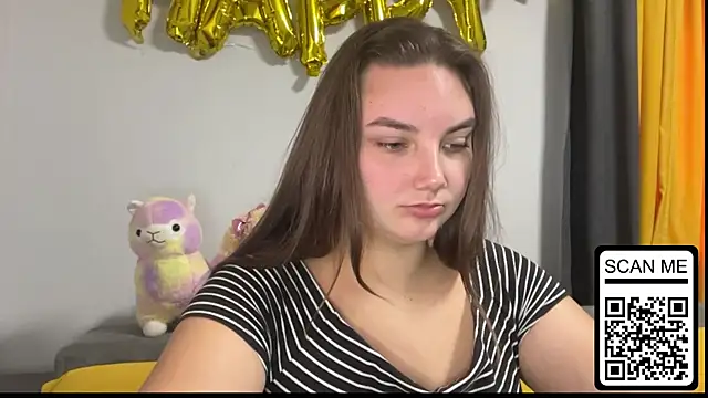 Dreamyblushfairy online show from September 14, 7:18 am