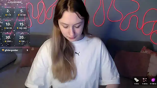 Haley Vixen online show from December 14, 9:03 am